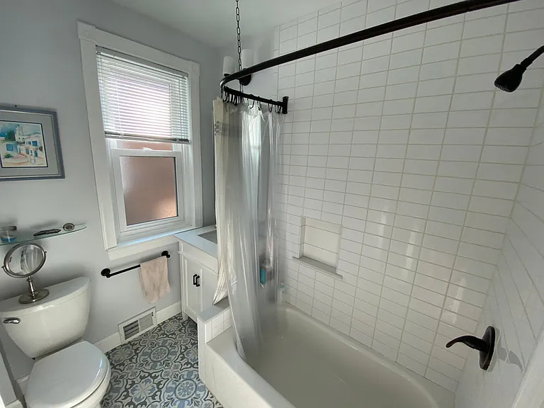 471 Markle St — Photo 15
