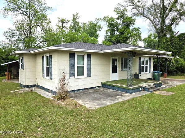 4166 Baltzell St, Marianna, FL 32446