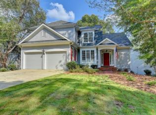 1565 Spinnaker Dr, Alpharetta, GA 30005