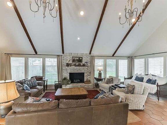 5th image of 11831 Normont Dr