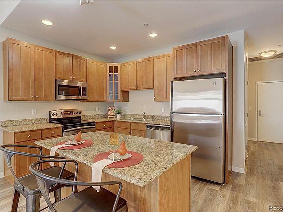 5th image of 1950 N Logan St APT 1002