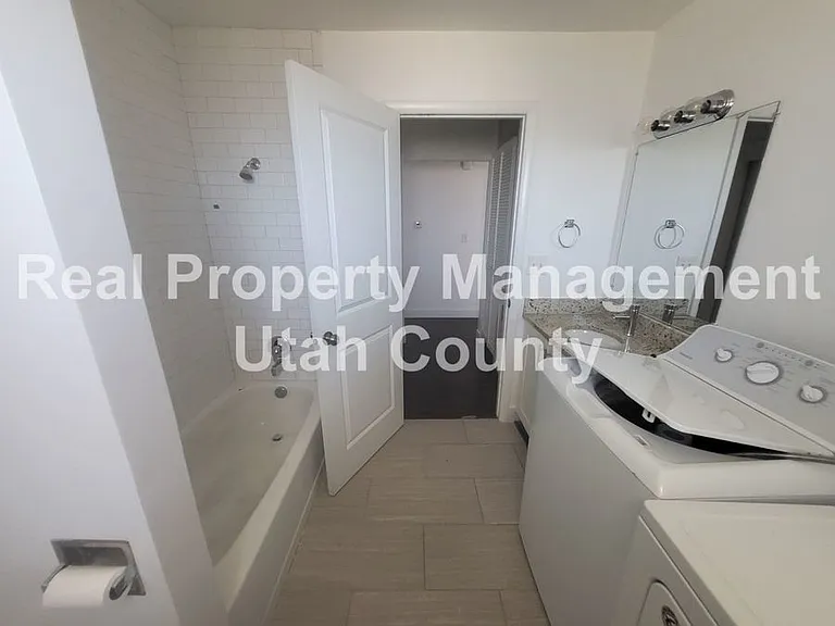 1054 S Ellen Cir — Photo 19