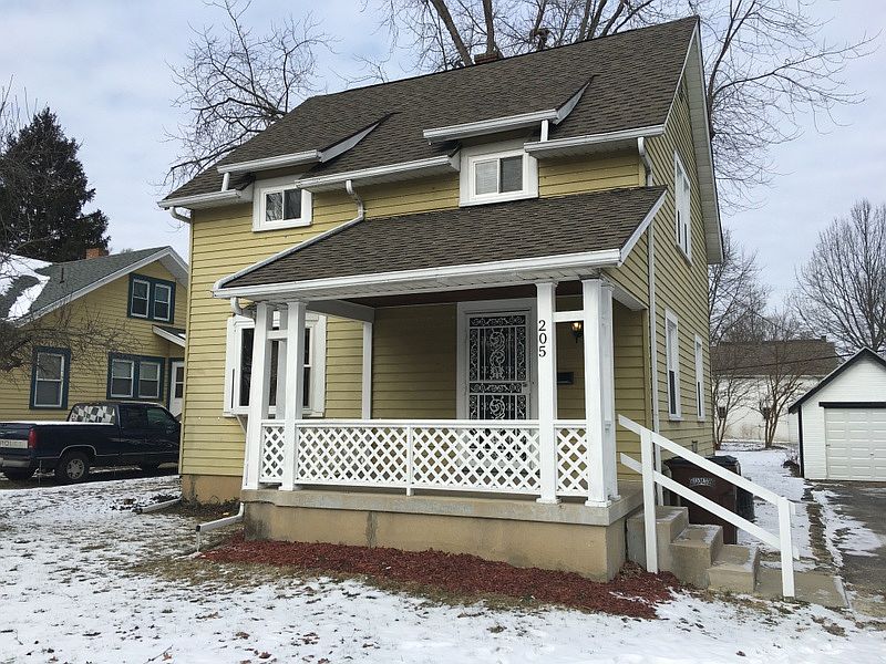 1st image of 205 Grand Ave