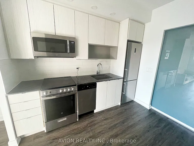 630 Greenwood Ave #504 — Photo 10