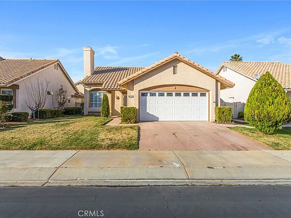 4th image of 5891 Riviera Ave