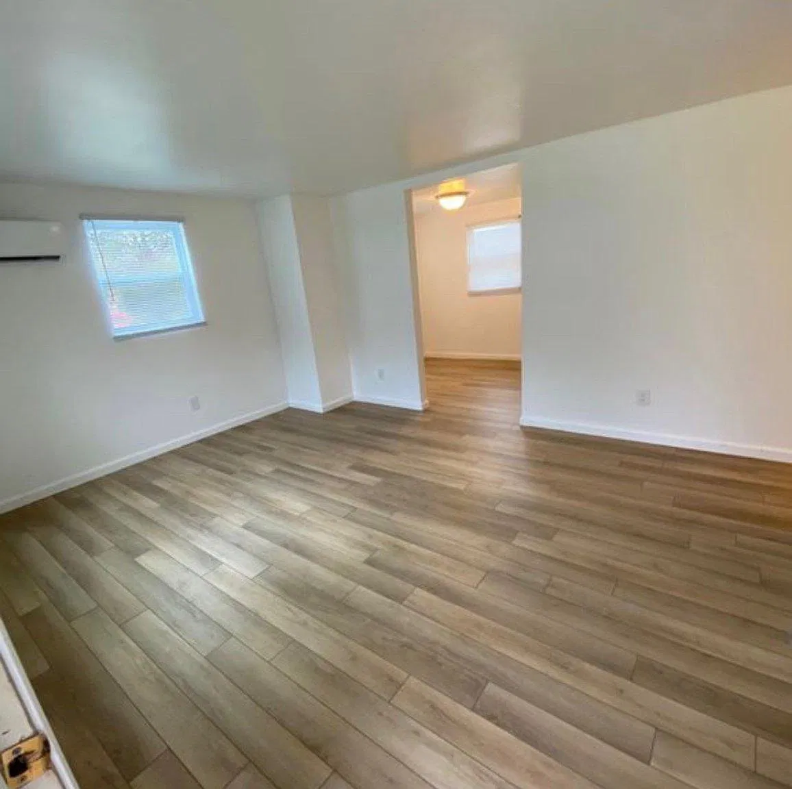 3 bed, 1.0 bath, 760 sqft, $1,700 — Photo 2