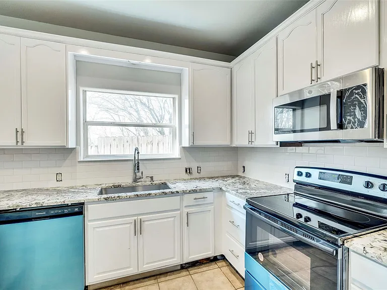 7312 E Ben White Blvd #6 — Photo 6
