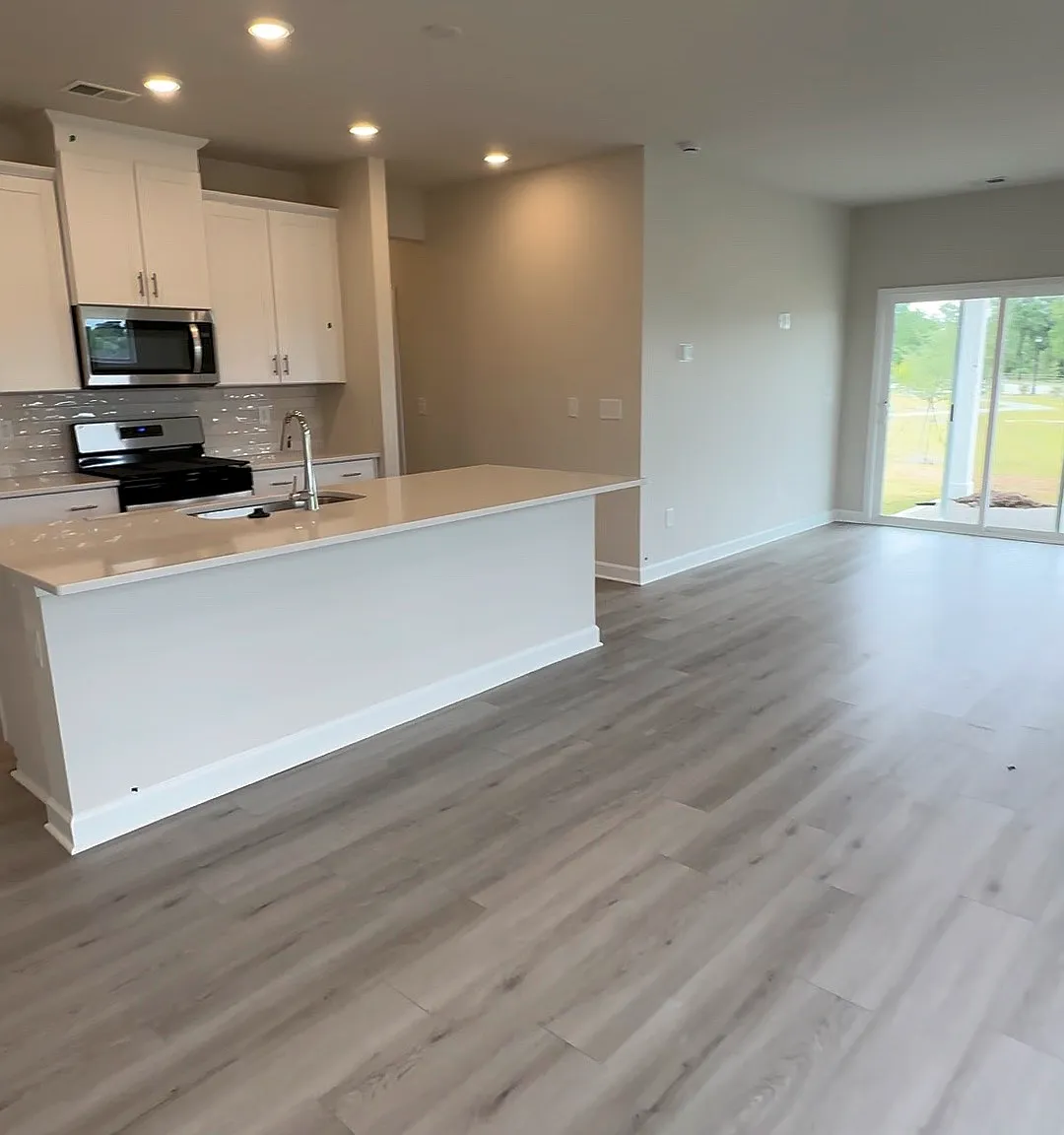 2604 Grand Meadow Dr — Photo 3
