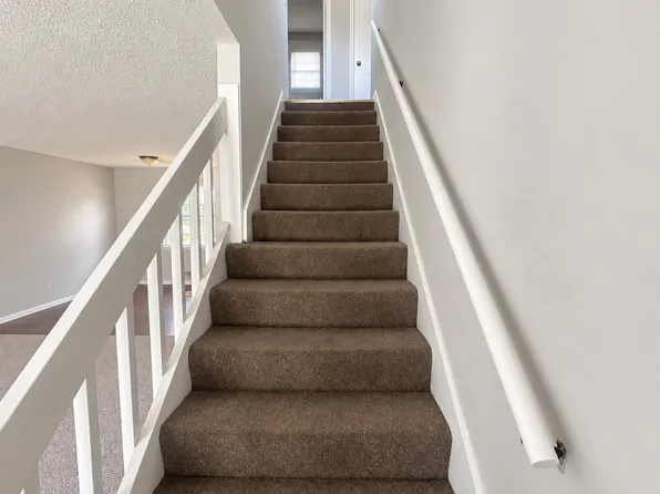 Nieman Park Townhome Duplexes, 7122 King St #71TERR-11201, Shawnee, KS 66203