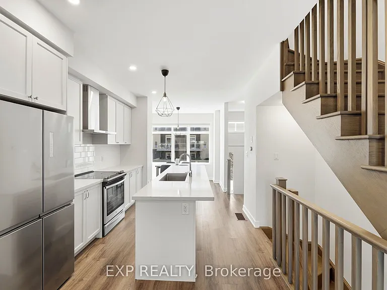 19 Markle Cres — Photo 9