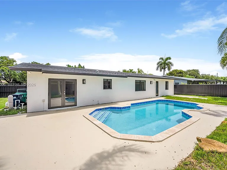 9320 SW 167th St — Photo 31
