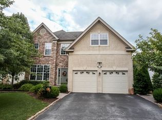 14 Quail Dr S, Phoenixville, PA 19460