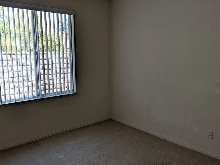 23951 Doheny Cir — Photo 23