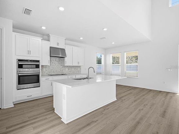 2nd image of 2120 Babbling Brook Blvd