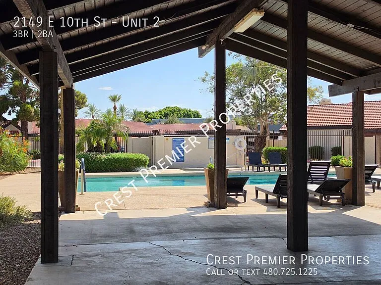 2149 E 10th St #2 — Photo 28
