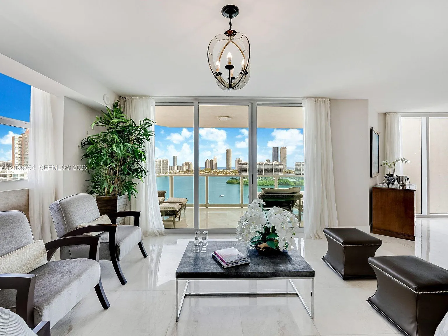 The Peninsula Ii Condo — Photo 2
