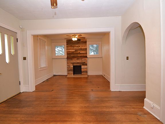 5th image of 2719 Floraland Dr NW