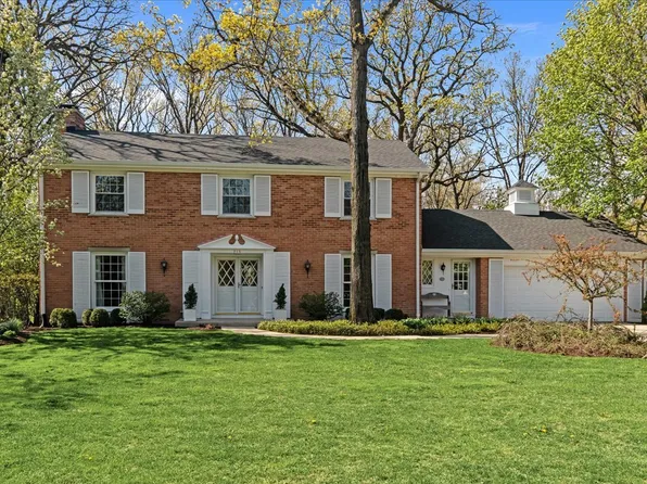 715 Linden Ave, Lake Forest, IL 60045
