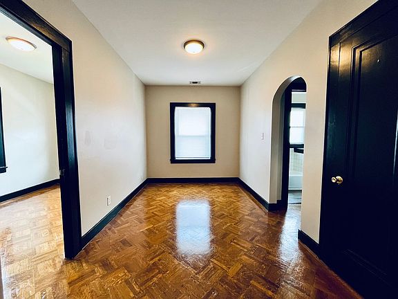4th image of 301 W Whitney Ave APT 201