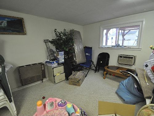Bonus room has it's own heating and air conditioning. What could you use this 
