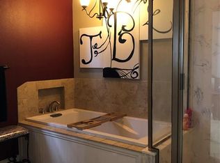 403 E Lake Dr, Livingston, TX 77351