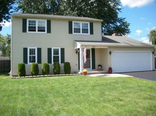 7917 Davis Rd N, Clay, NY 13041