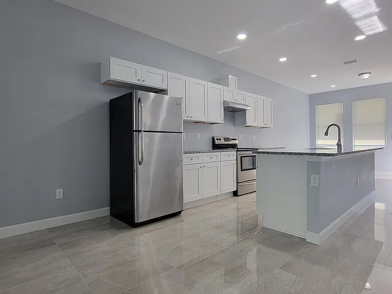 2502 N 56th St — Photo 2