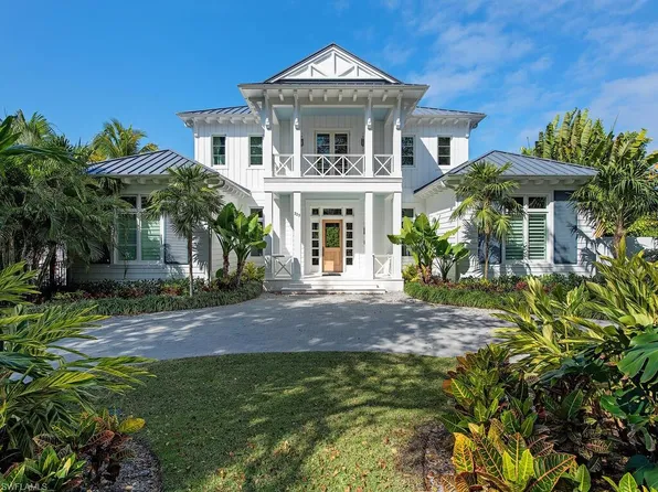 225 4th AVE N, NAPLES, FL 34102