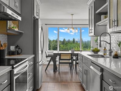 4545 Sand Point Way NE #806, Seattle, WA, 98105