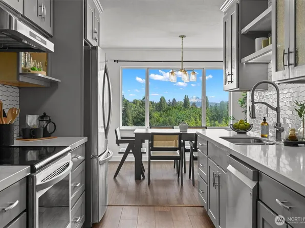 4545 Sand Point Way NE #806, Seattle, WA 98105