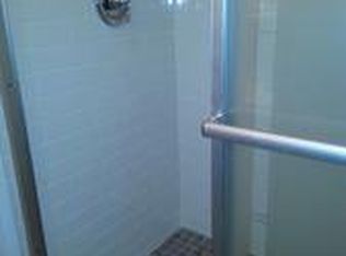 2043 W Montrose Ave, Chicago, IL 60618