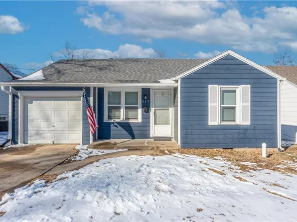 617 Grover St, Warrensburg, MO 64093