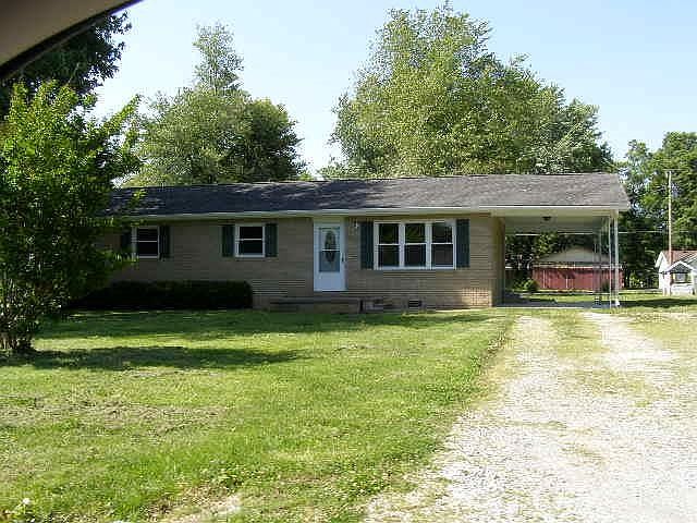 1st image of 321 Lakeview Dr