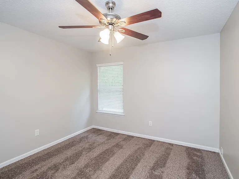 14081 Bradley Cove Rd — Photo 13
