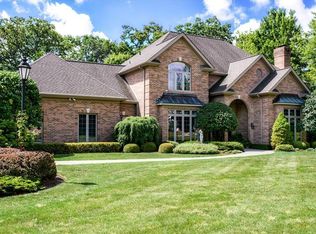 2100 S Villa Dr, Gibsonia, PA