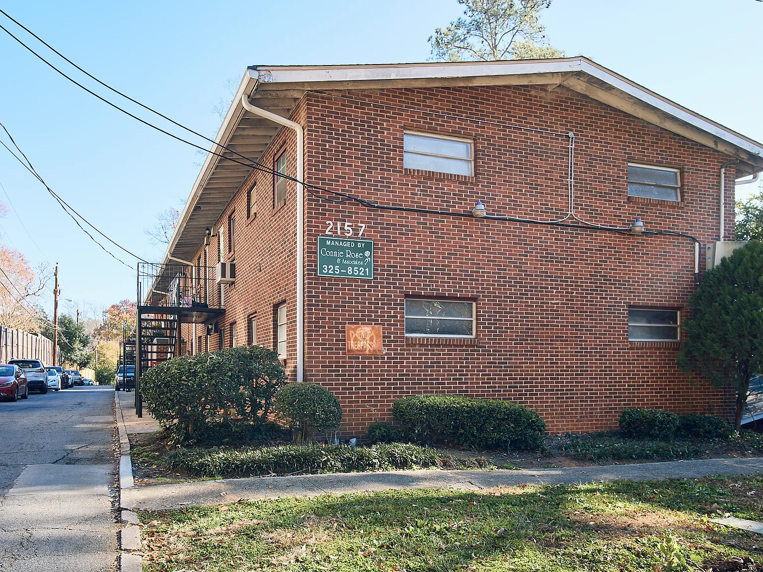 Lenox Apartments — Photo 2