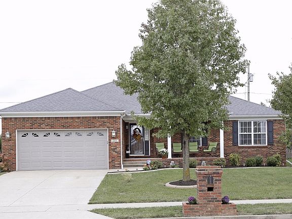 2nd image of 204 Leann Ln