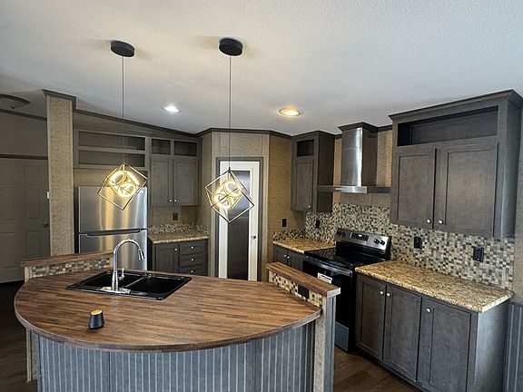 5th image of 7460 Kitty Hawk Rd #428