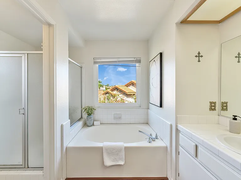 6587 Shawna Ave — Photo 18