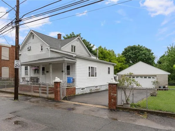 17 Mill St, Johnston, RI 02919