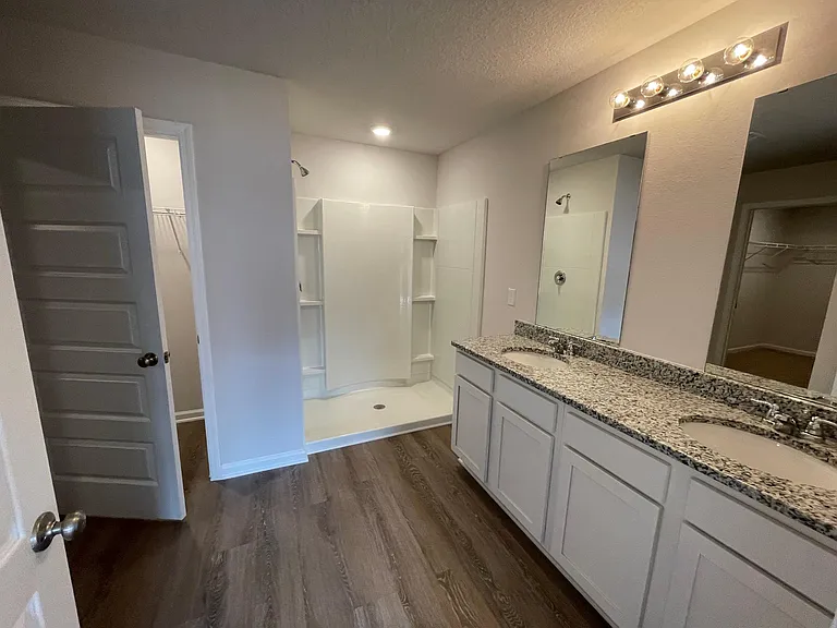 4655 Honor Guard Way — Photo 11