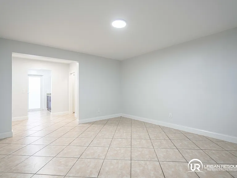 7311 Byron Ave #3 — Photo 6