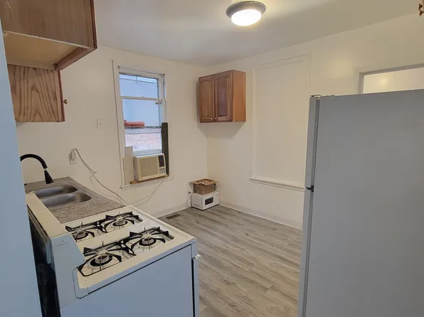 12016 S Prairie Ave, Chicago, IL 60628