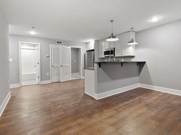 19 E. Fayette Street