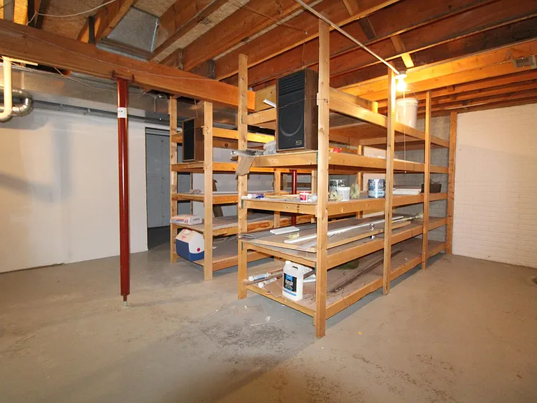 7261 Hyperion Point — Photo 34