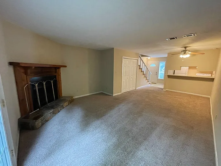 3234 W Wimbledon Dr — Photo 8