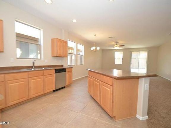 5th image of 3113 W Dunbar Dr