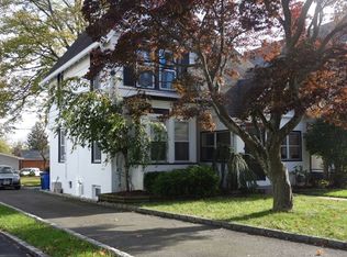 252 Short Hills Ave, Springfield, NJ 07081