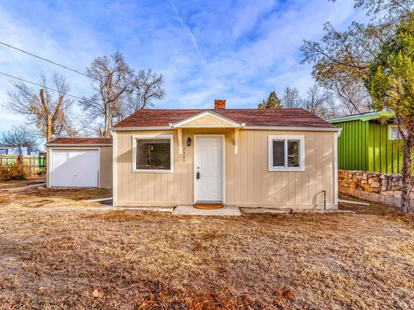 2300 Acero Ave, Pueblo, CO 81004