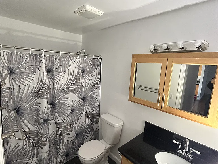 6108 Hazelhurst Pl — Photo 8